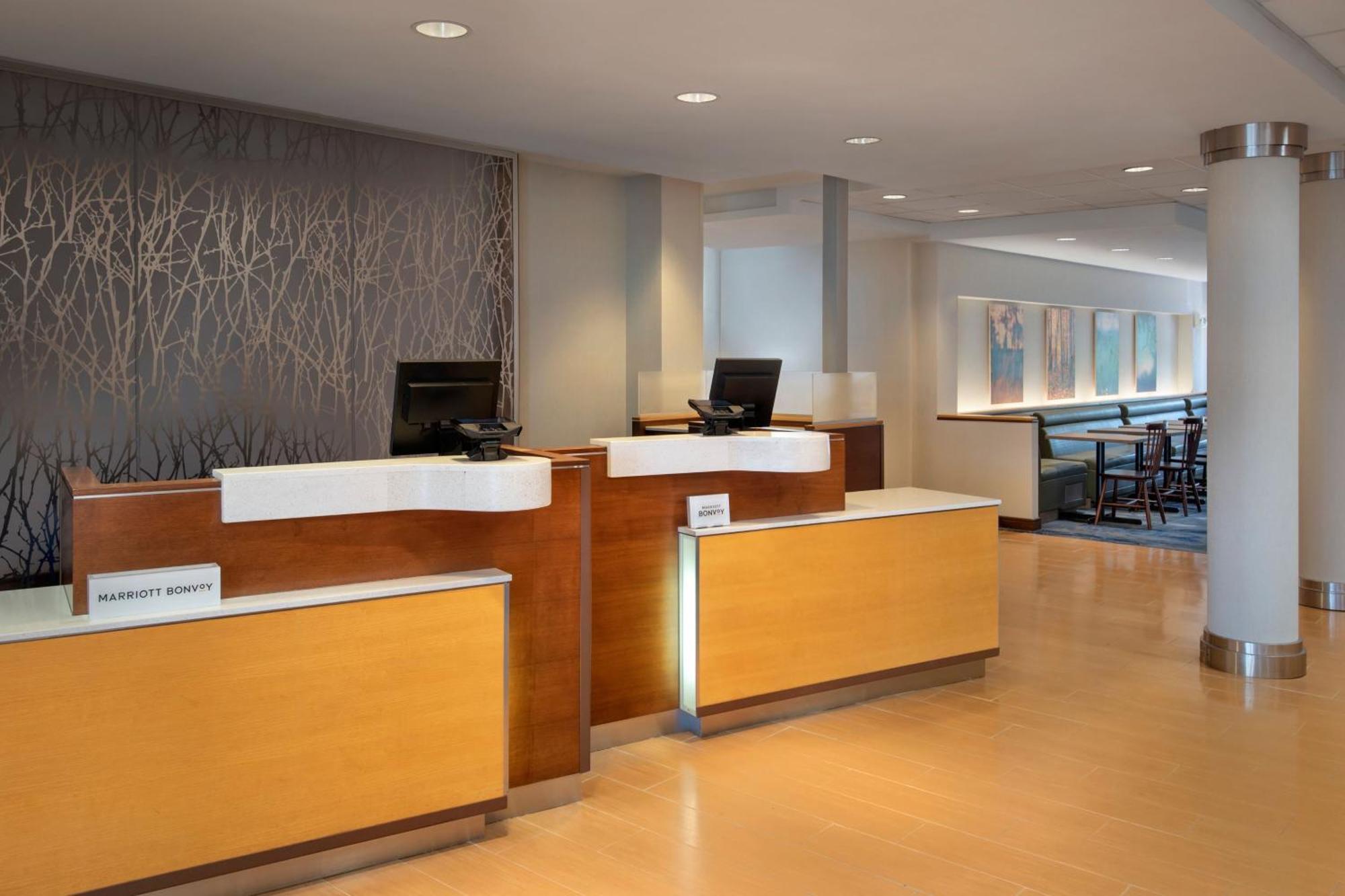 Fairfield Inn & Suites By Marriott Watertown Thousand Islands Екстериор снимка